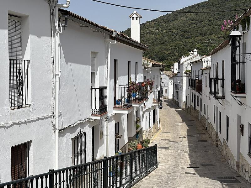 A view of Benamahoma