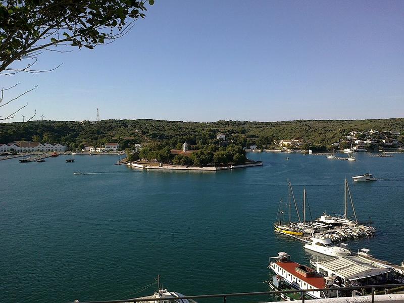 A view of Maó