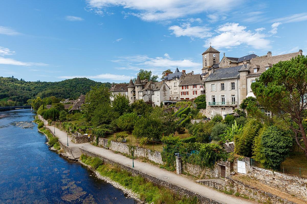 A view of Argentat-sur-Dordogne