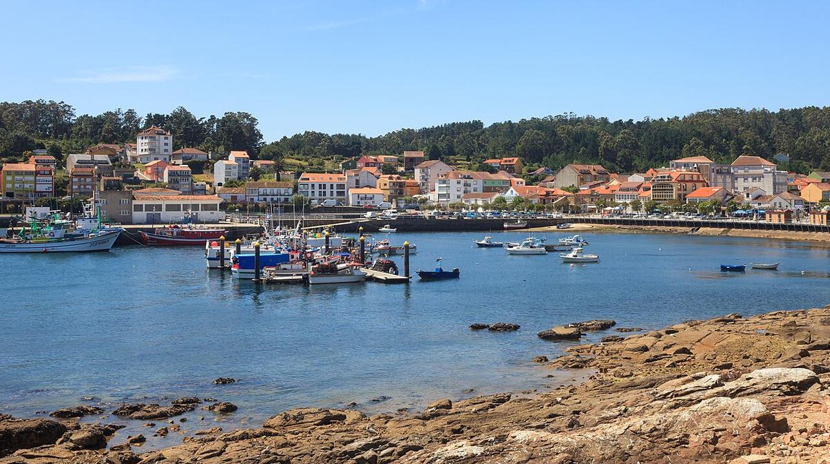 A view of Camariñas